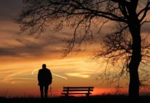 Alter im Sonnenuntergang